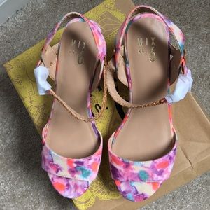 Mix No. 6 Zessi Floral Wedge Sandal